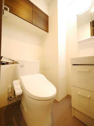 GENOVIA四谷三丁目greenveilのトイレ写真