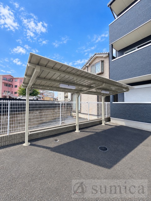 その他共有部分　屋根付き駐輪場が嬉しいです♪♪