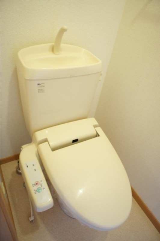 トイレ　図面と現状に相違がある場合には現状を優先