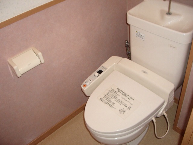 西鉄天神大牟田線 白木原駅 徒歩5分 4階建 築26年のトイレ写真