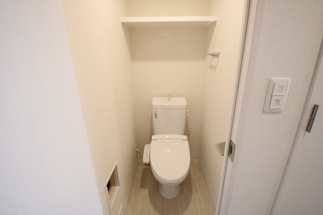 トイレ　※違う階のお部屋の参考写真です。