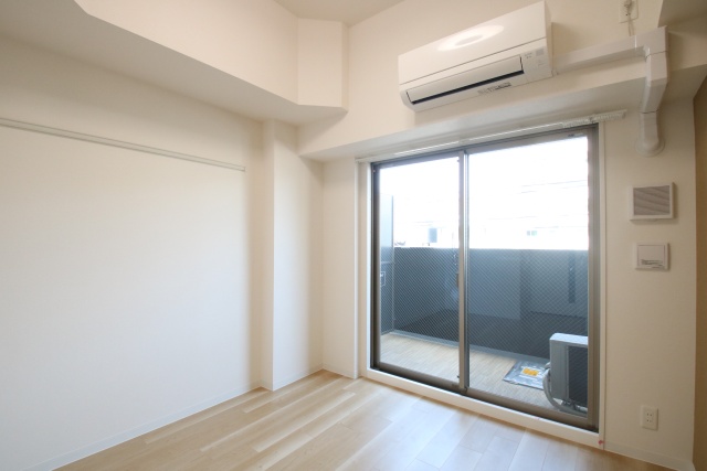 居室・リビング　※違う階のお部屋の参考写真です。