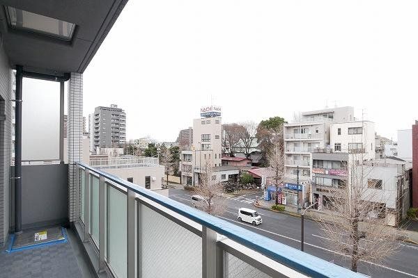 バルコニー　バルコニー