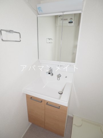 洗面設備　忙しい朝には欠かせない洗面所です