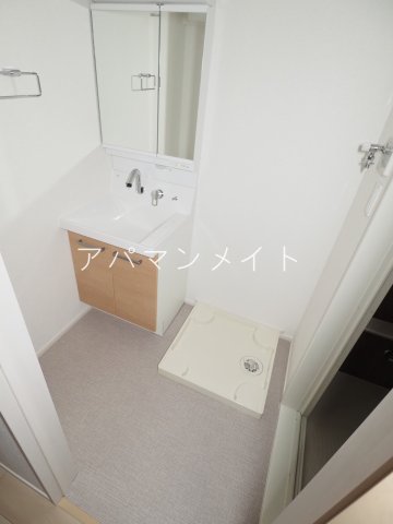 その他設備　洗濯機置場＆脱衣スペースです