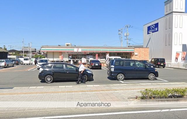 コンビニ　セブンイレブン下中野東店（コンビニ）まで301m