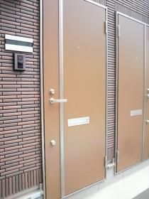 西武新宿線 田無駅 徒歩8分 2階建 築17年の玄関写真