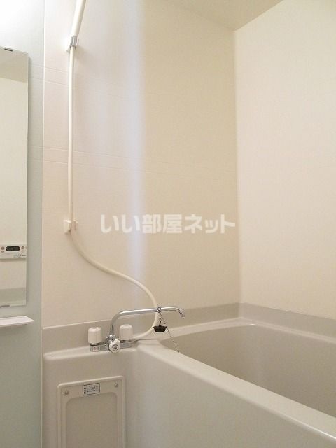 プルメリアCの風呂写真