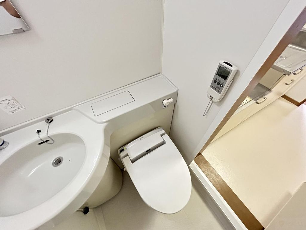KRビルのトイレ写真