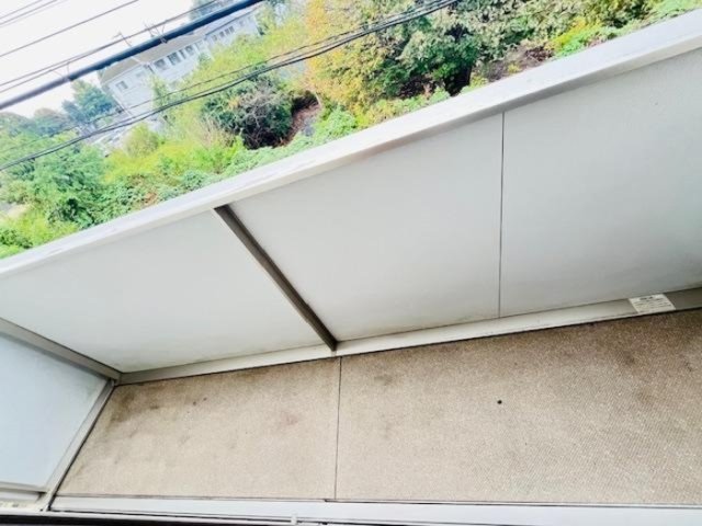 バルコニー　バルコニー