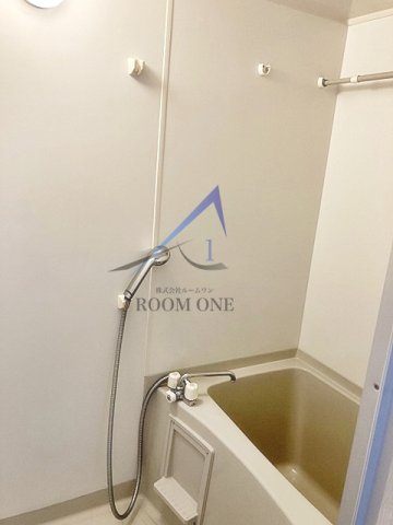 バス・シャワールーム　お風呂です。