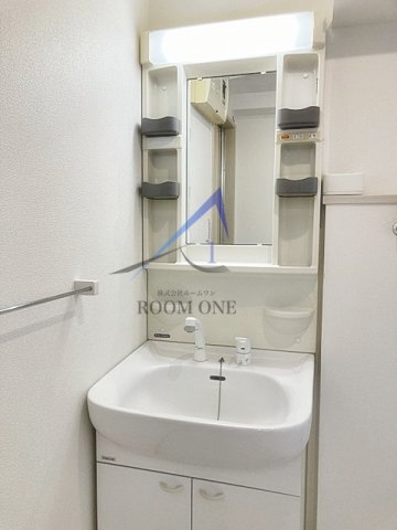 洗面設備　洗面台です。