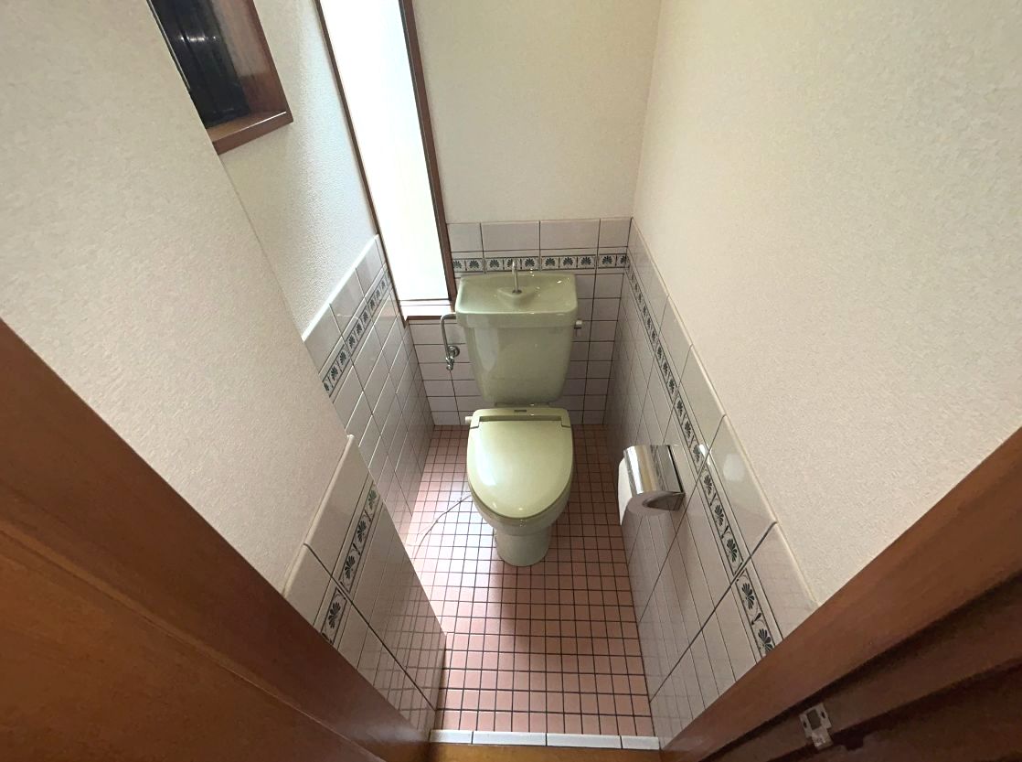 南海高野線 堺東駅 徒歩19分 3階建 築26年のトイレ写真