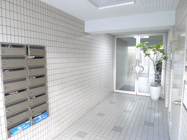 ベルシャトウ高円寺の外観写真