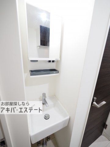 洗面設備　同一仕様写真