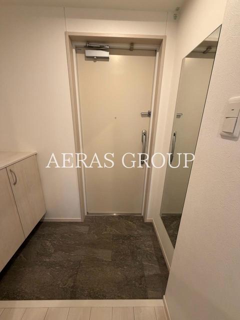 玄関　別部屋同仕様タイプ