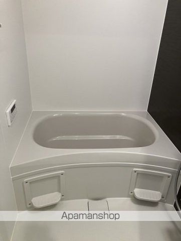 RegalestーS Fluery旧RS庚午2の風呂写真
