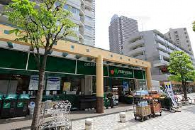 スーパー　マルエツリバーシティ店（スーパー）まで403m