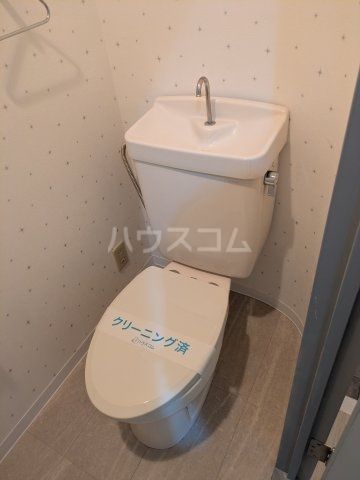 トゥリアノンのトイレ写真