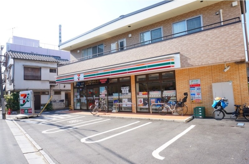 コンビニ　セブンイレブン豊島池袋本町3丁目店（コンビニ）まで379m