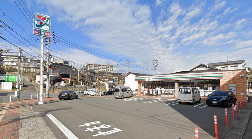 コンビニ　セブン-イレブン 下関丸山町店（コンビニ）まで300m