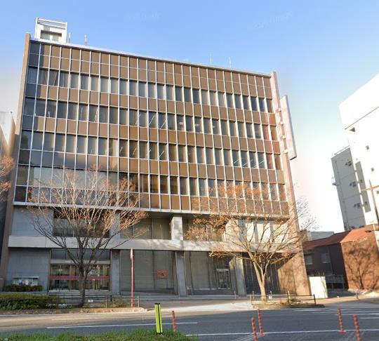 銀行　西中国信用金庫本店（銀行）まで750m