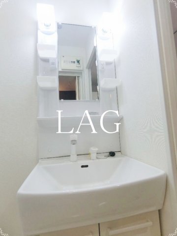 洗面設備　洗面台です。