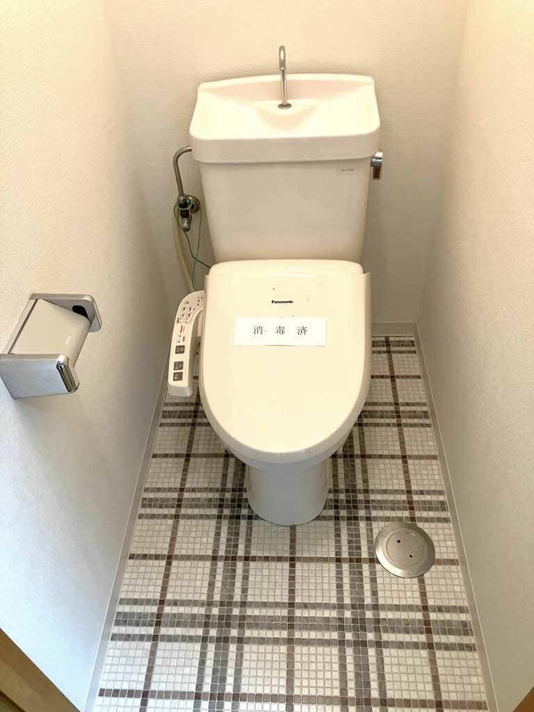 トイレ　トイレ