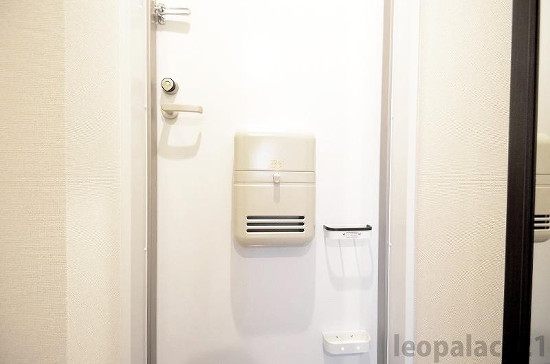 レオネクストサンフラワー上新地の玄関写真