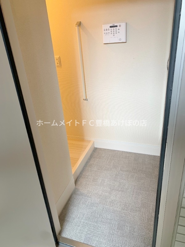 D-square湊町の玄関写真