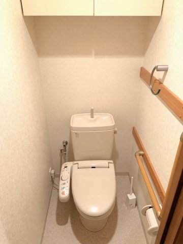トイレ　温水洗浄便座あり