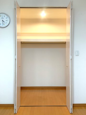 収納　各居室に収納があります