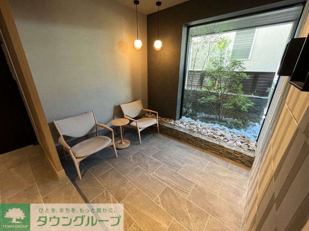ＪＲ横須賀線 逗子駅 徒歩7分 3階建 築1年の外観写真