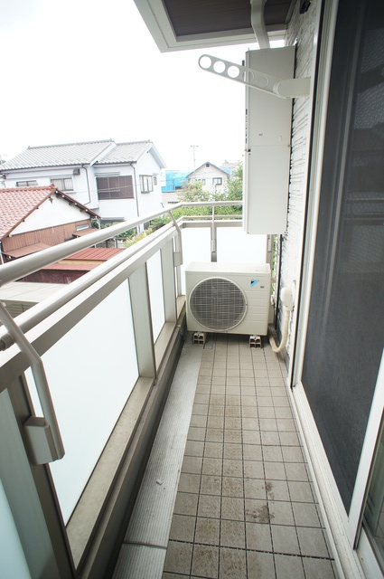 バルコニー　バルコニー付！お天気のいい日は洗濯物も気持ちよく干せますね！