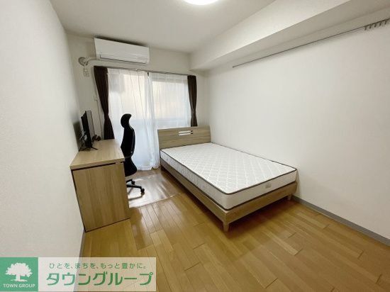 スカイコート神楽坂の居間写真