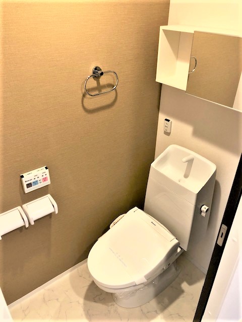 トイレ　トイレもきれいです