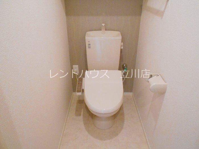 トイレ　別部屋参考写真