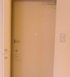 玄関　※別部屋参照