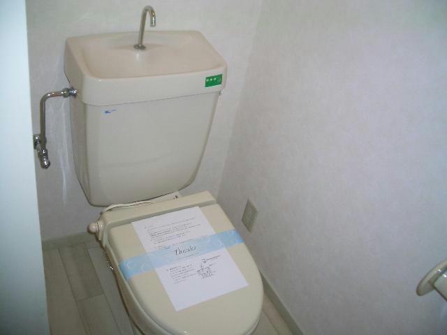 トイレ　※反転タイプです。