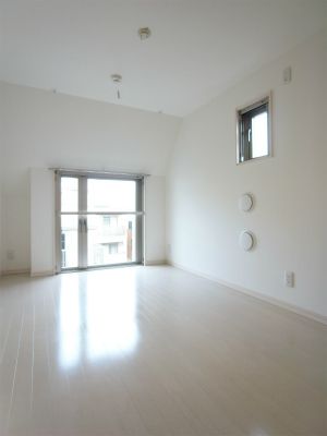 居室・リビング　くつろげるお部屋ですね♪