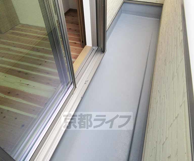 バルコニー　ベランダも十分な広さです。