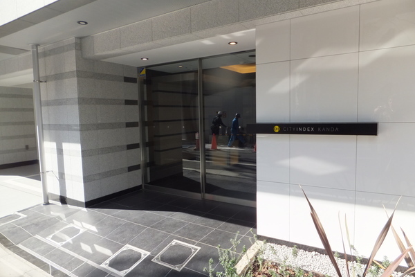 ＪＲ山手線 神田駅 徒歩6分 15階建 築11年の外観写真