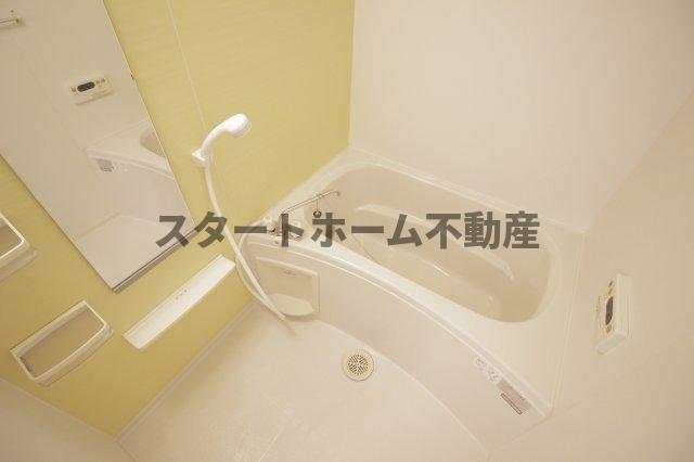 バス・シャワールーム　きれいなお風呂です