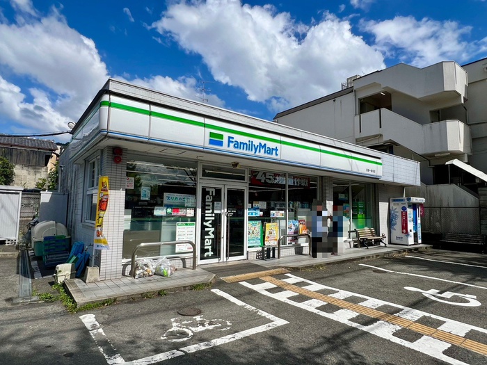 コンビニ　ファミリーマート 京都一乗寺店（コンビニ）まで450m