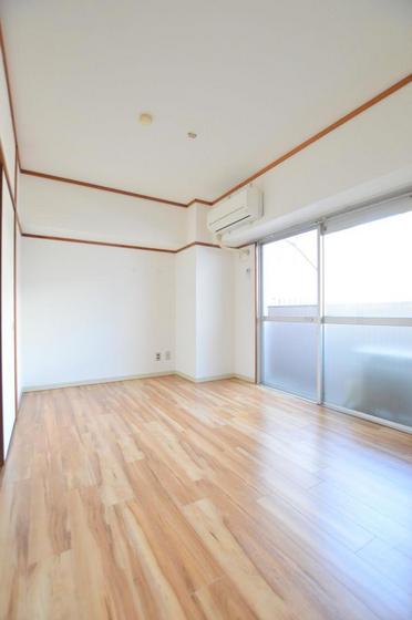 居室・リビング　写真は他の部屋の物です。現状優先