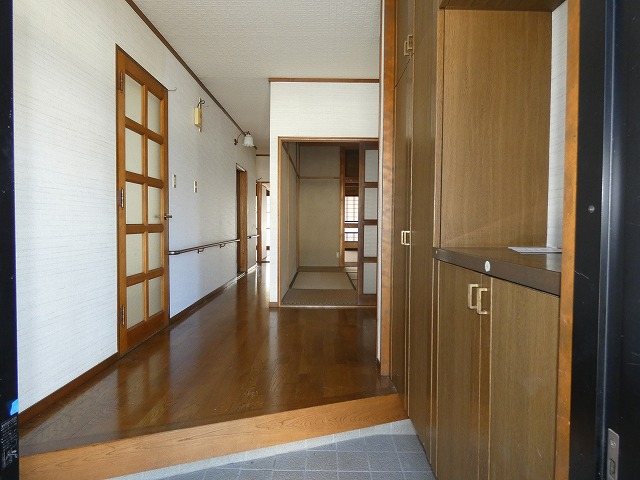 コーポかじんBの玄関写真