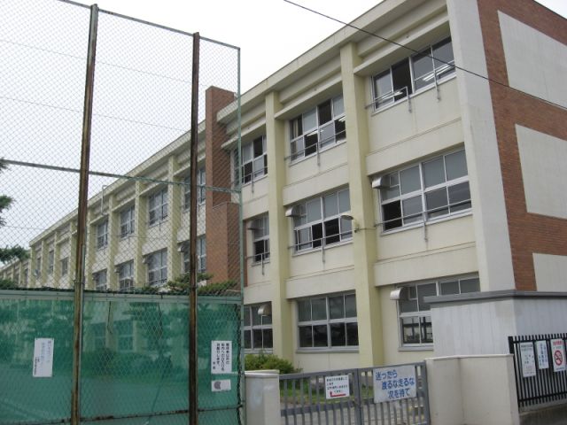 中学校　市立今伊勢中学校（中学校）まで1900m