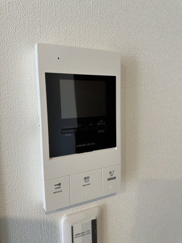 セキュリティ　ＴＶモニターホン＆オートロック付きでセキュリティーもバッチ…