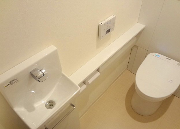 トイレ　別部屋参考写真