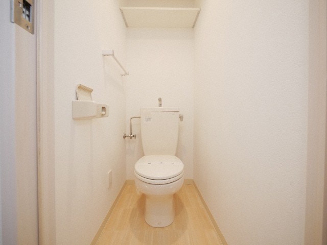 トイレ　落ち着いたトイレです